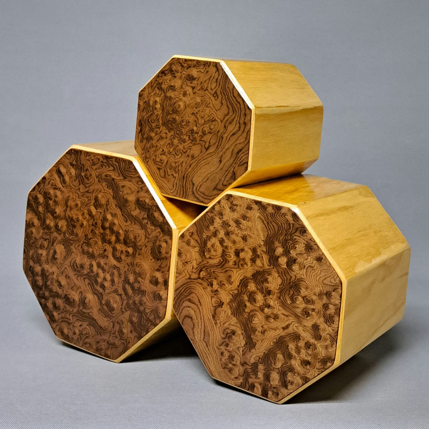 BongoCajón 3.0 FIJO Tapa Raíz de Nogal Flamentr3lok - Stock disponible