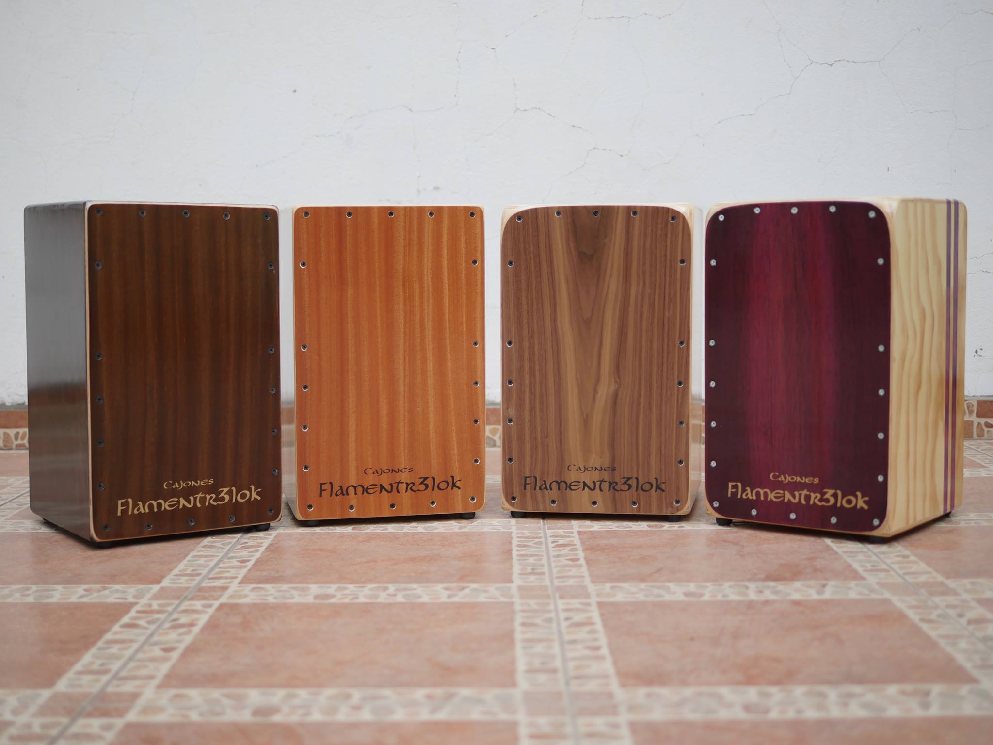 Cajón Peruano y Cajón Flamenco en Chile | Venta Cajones Flamentr3lok